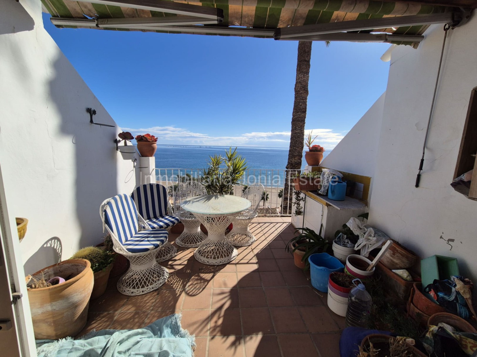 Edificio de 4 Plantas-Viviendas con vistas al mar