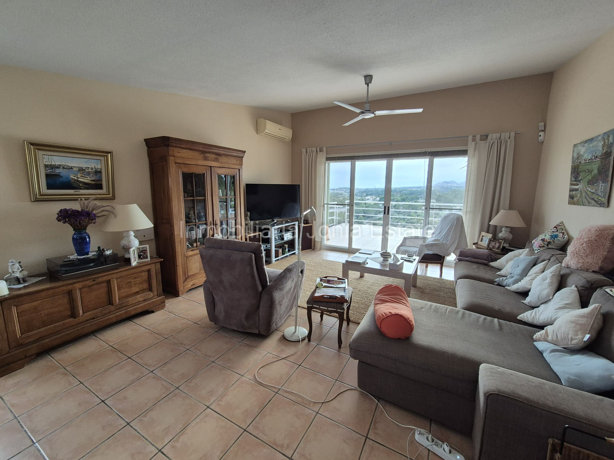 Chalet con piscina en Altea