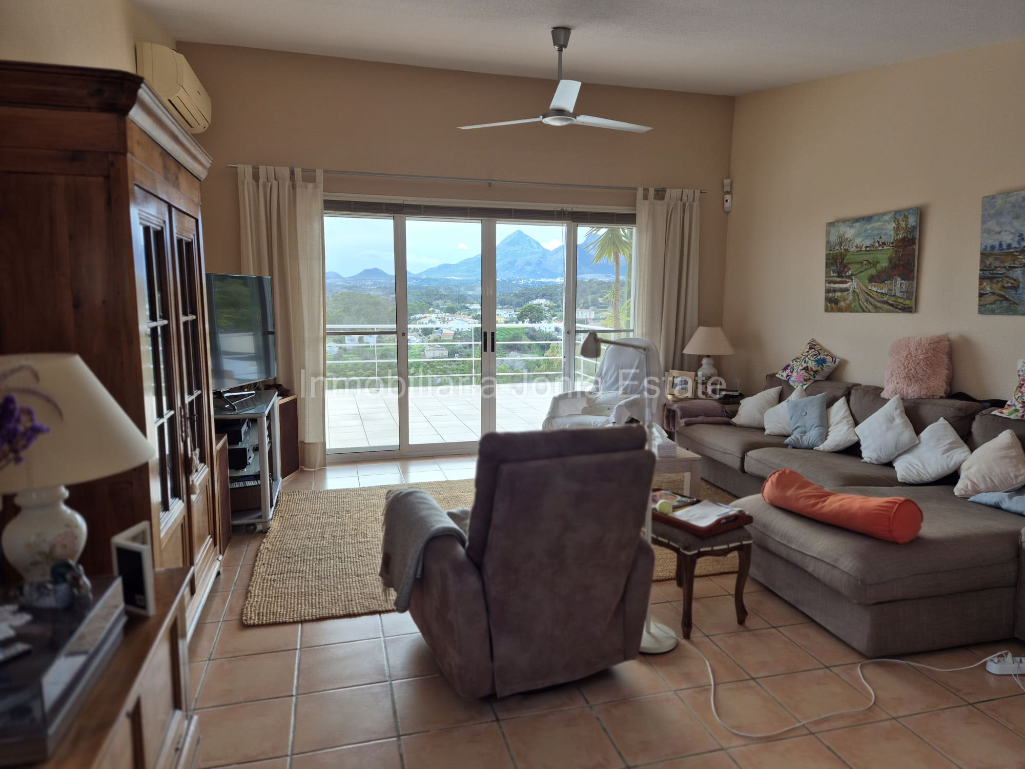 Chalet con piscina en Altea