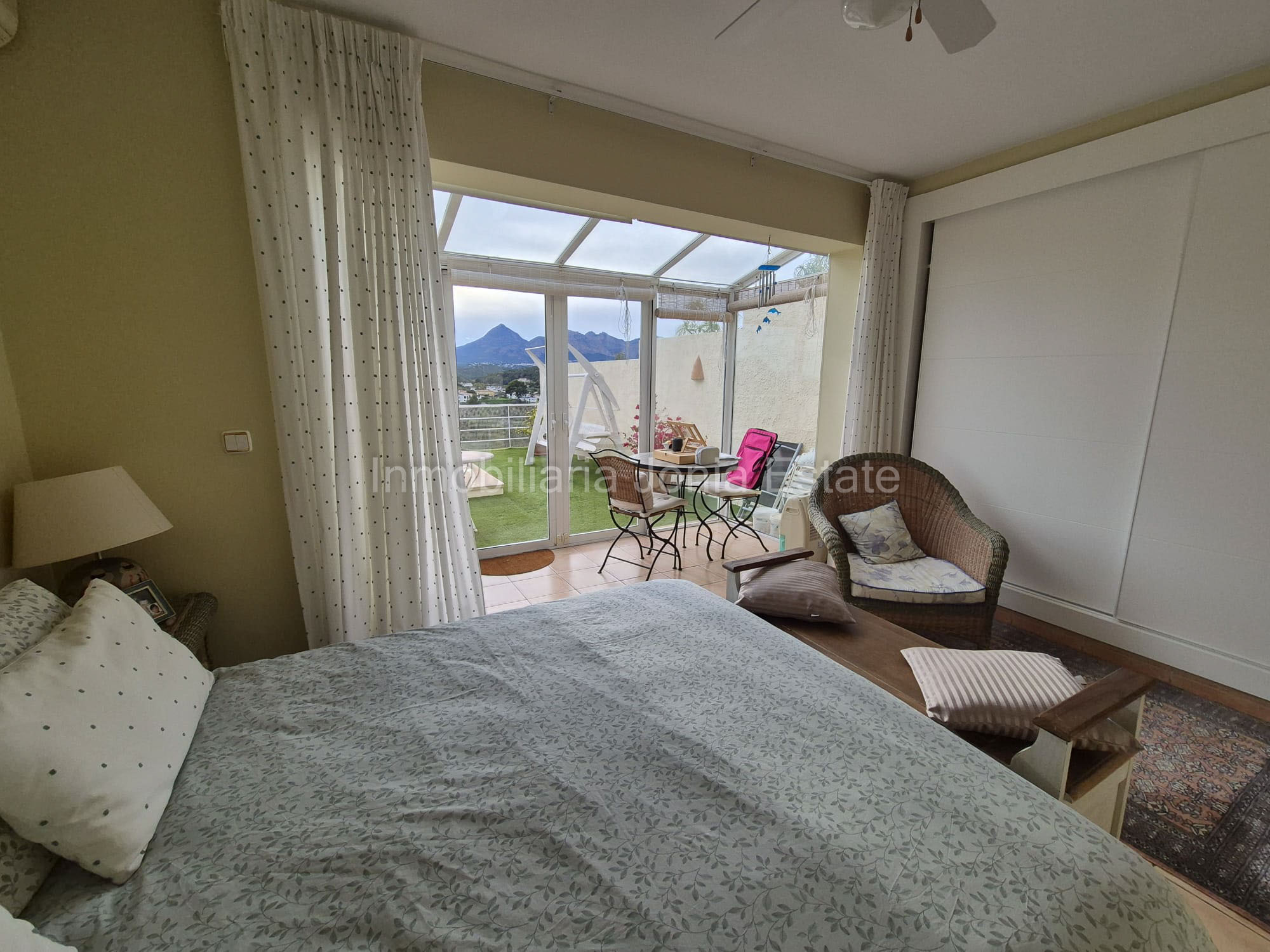 Chalet con piscina en Altea