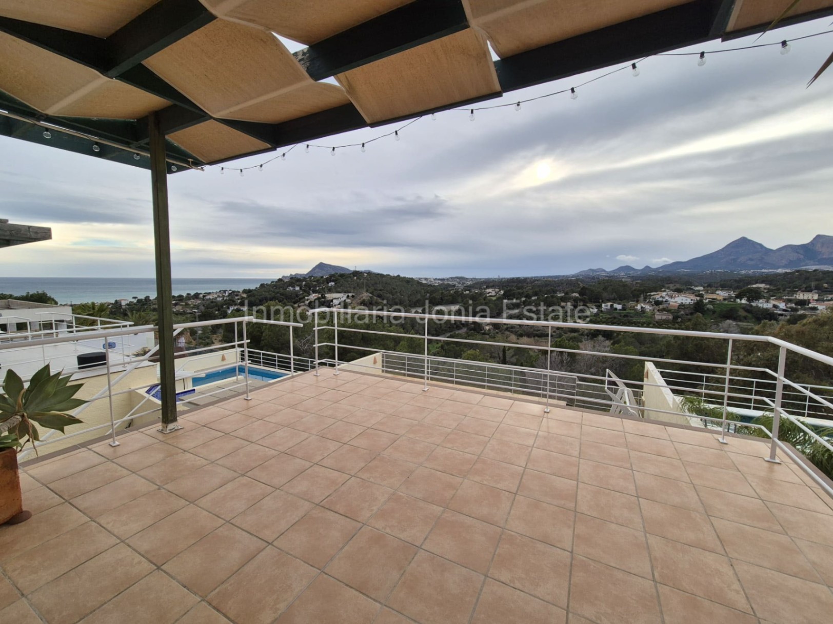 Chalet con piscina en Altea