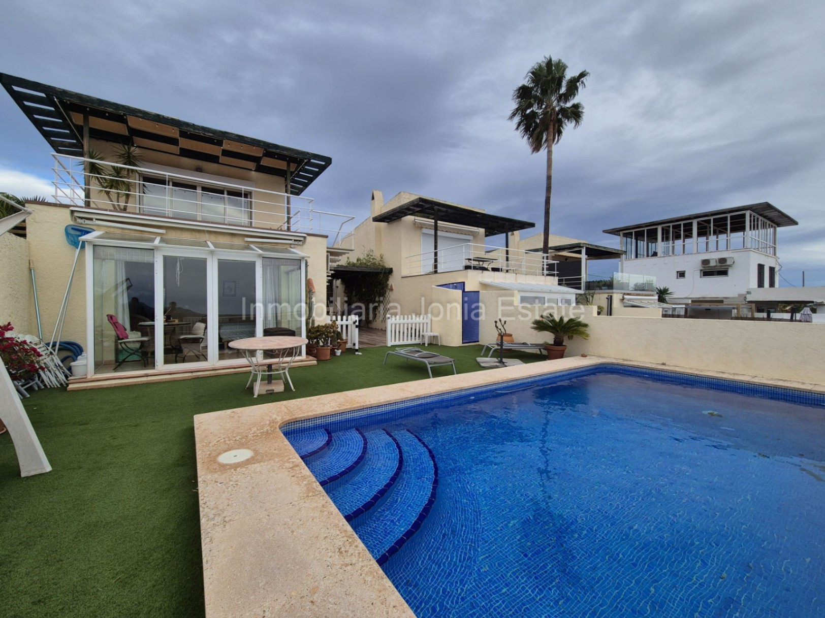 Chalet con piscina en Altea