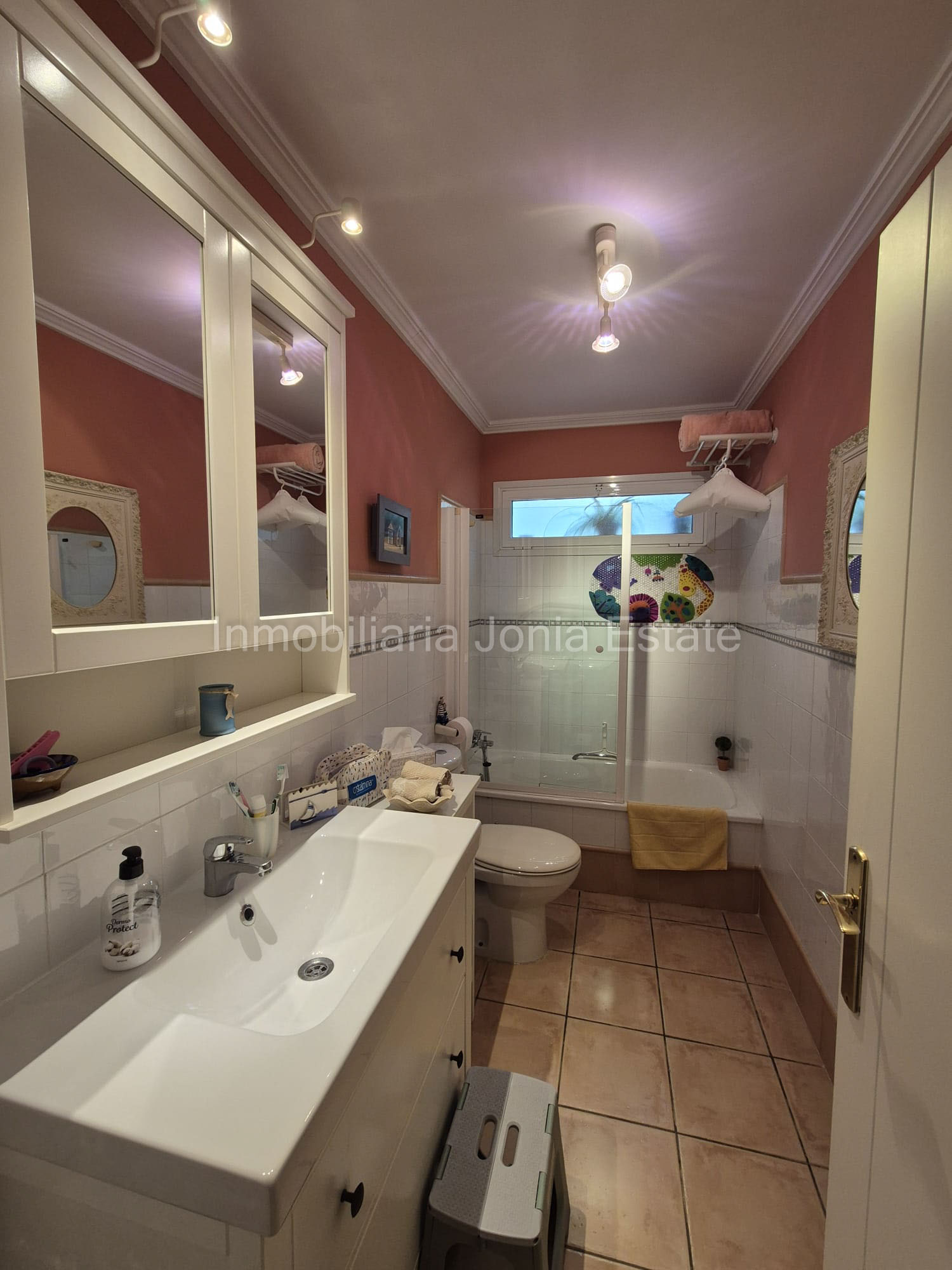 Chalet con piscina en Altea