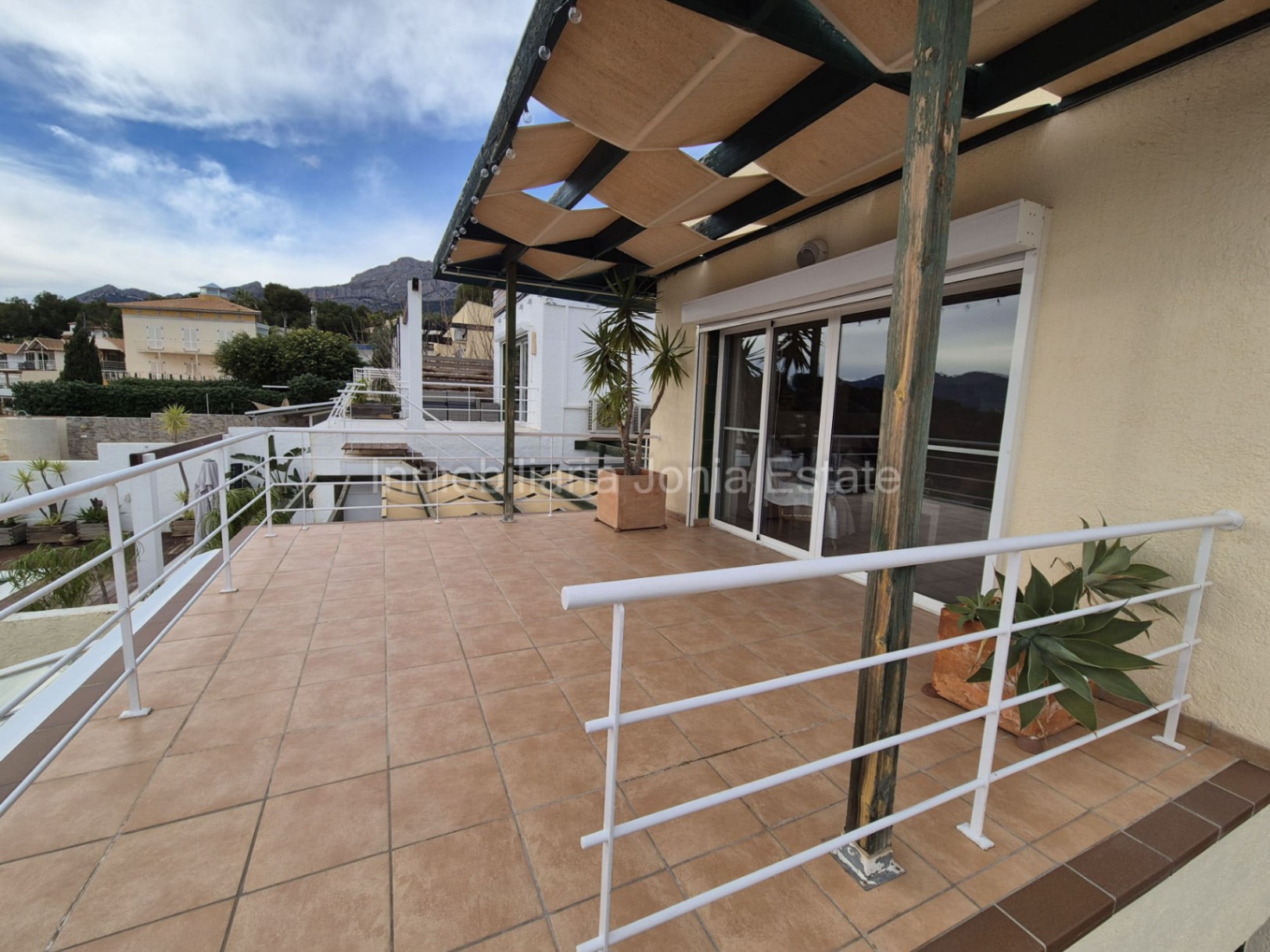 Chalet con piscina en Altea