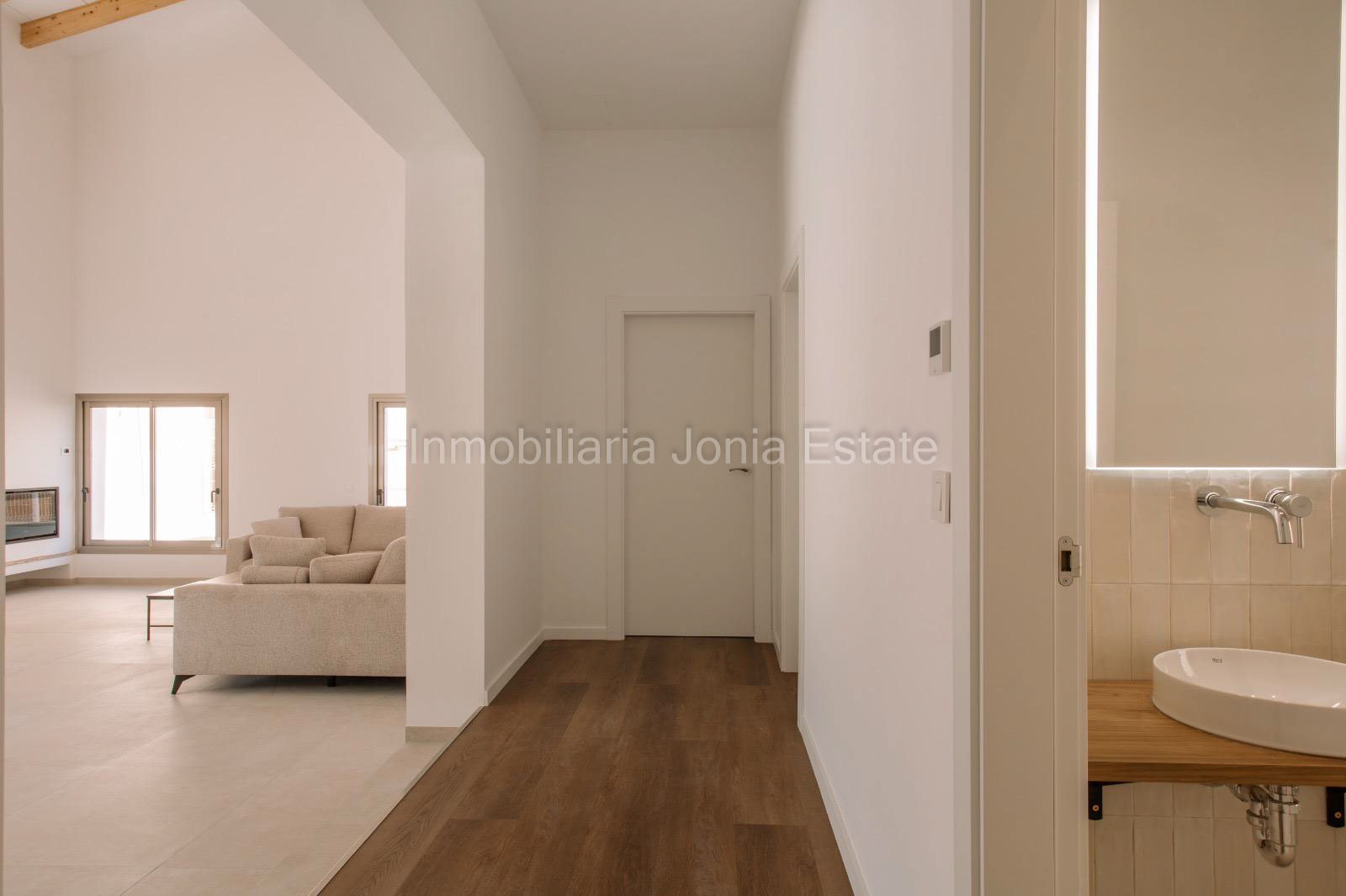 En venta Chalet con piscina en Orcheta