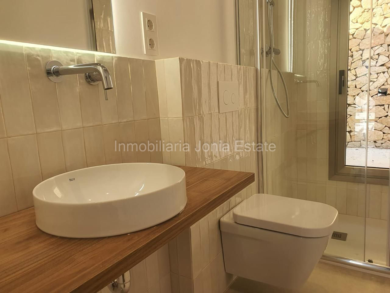 En venta Chalet con piscina en Orcheta