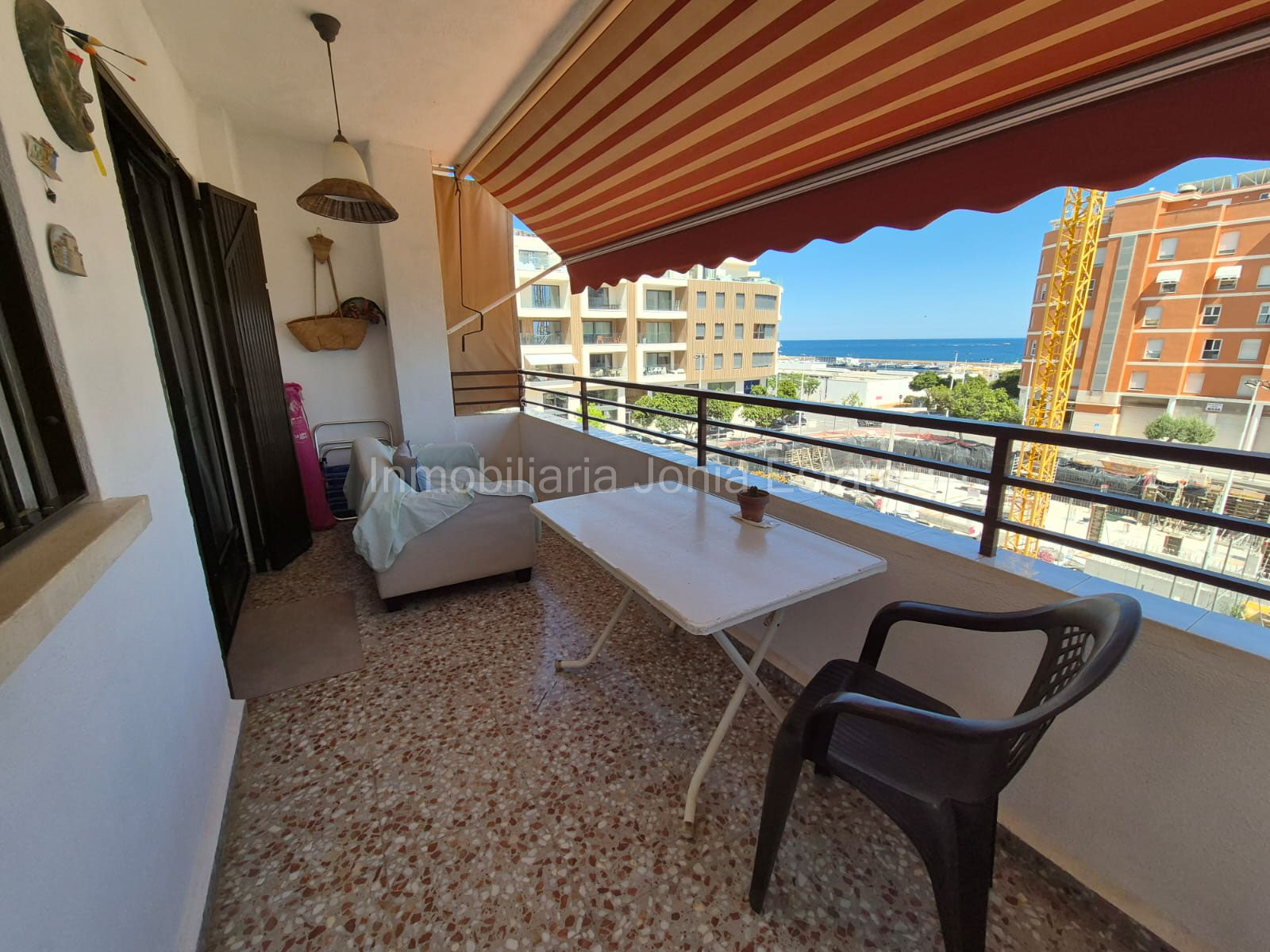 Vivienda de 3 habitaciones con garaje cerrado, cerca del mar en Villajoyosa