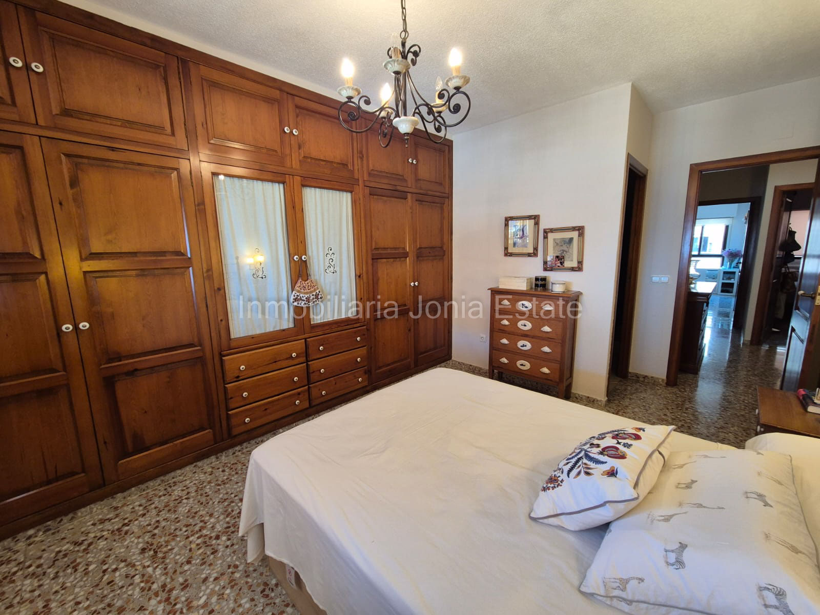 Vivienda de 3 habitaciones con garaje cerrado, cerca del mar en Villajoyosa