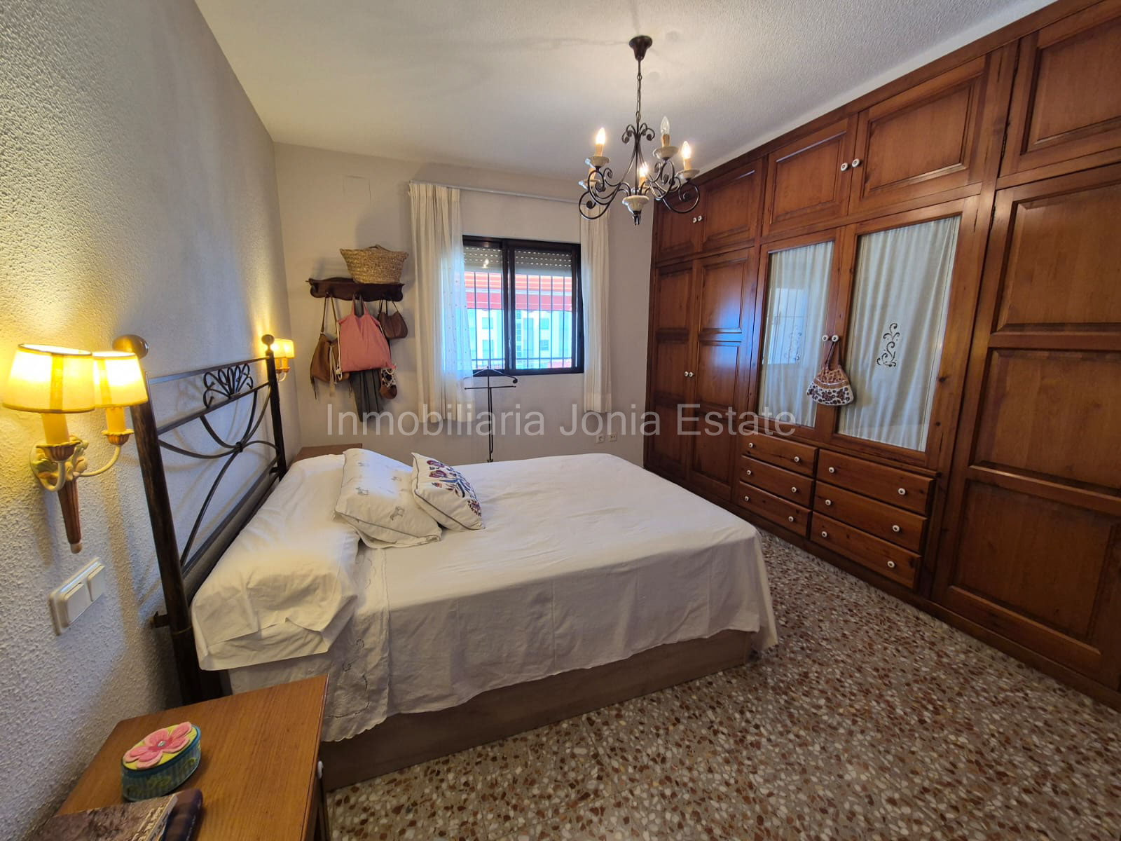 Vivienda de 3 habitaciones con garaje cerrado, cerca del mar en Villajoyosa