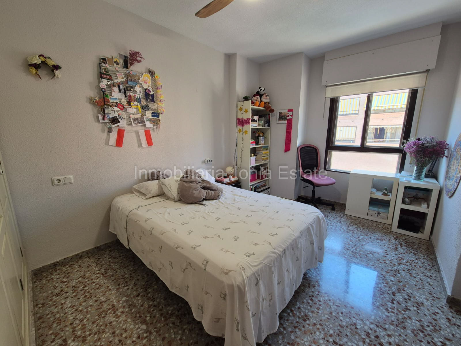 Vivienda de 3 habitaciones con garaje cerrado, cerca del mar en Villajoyosa