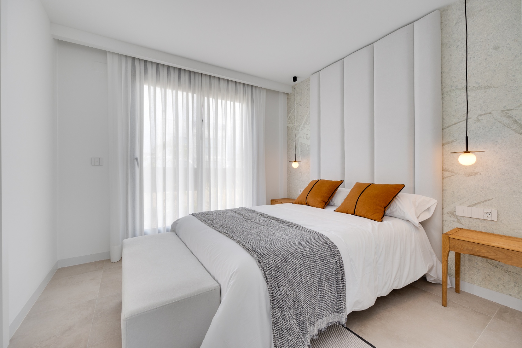 Villa de 3 dormitorios con piscina privada y solárium de 120 m²