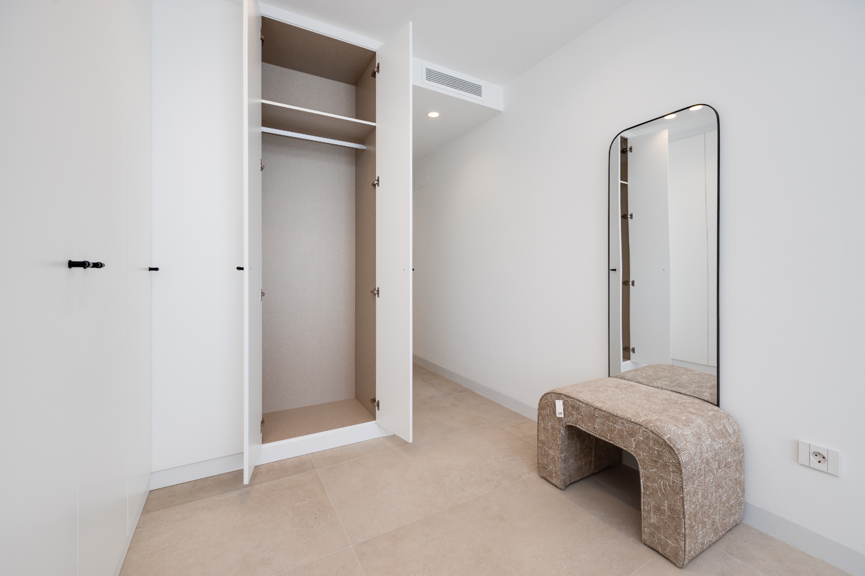Villa de 3 dormitorios con piscina privada y solárium de 120 m²