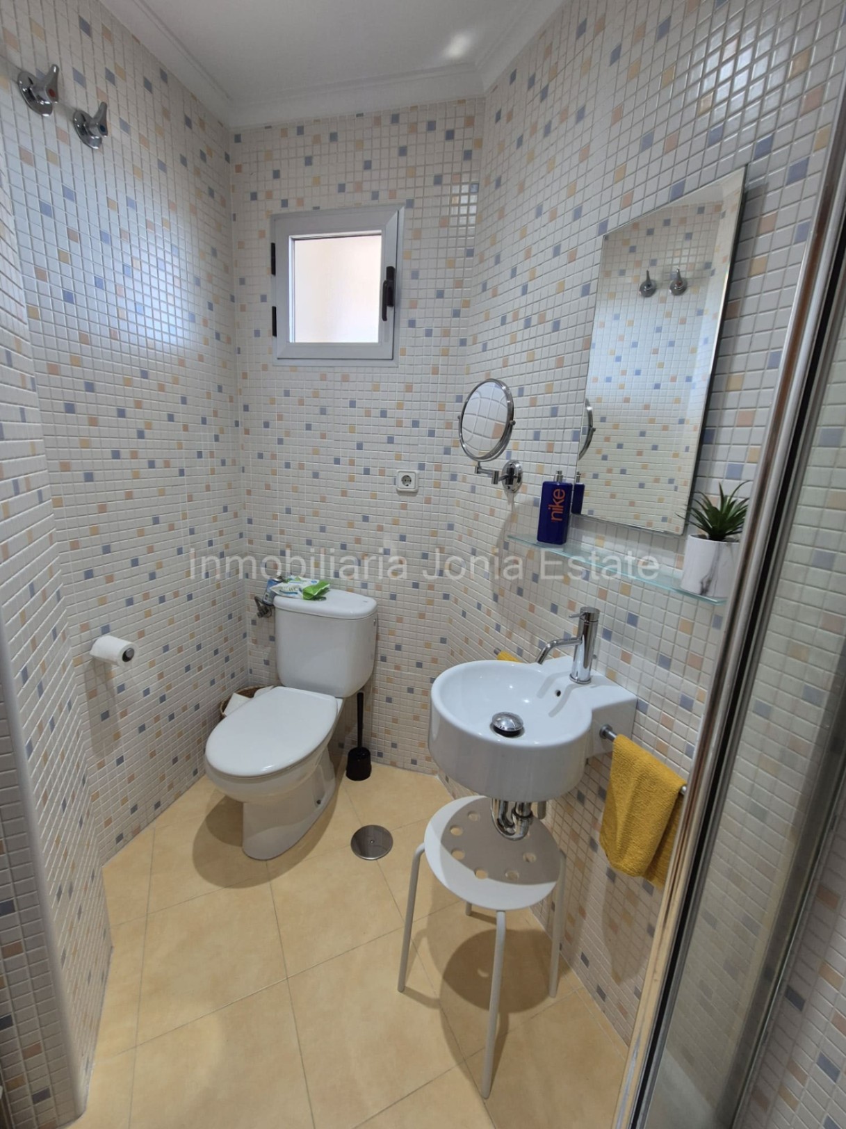 Vivienda con terraza, vistas al mar y amplio garaje en Villajoyosa