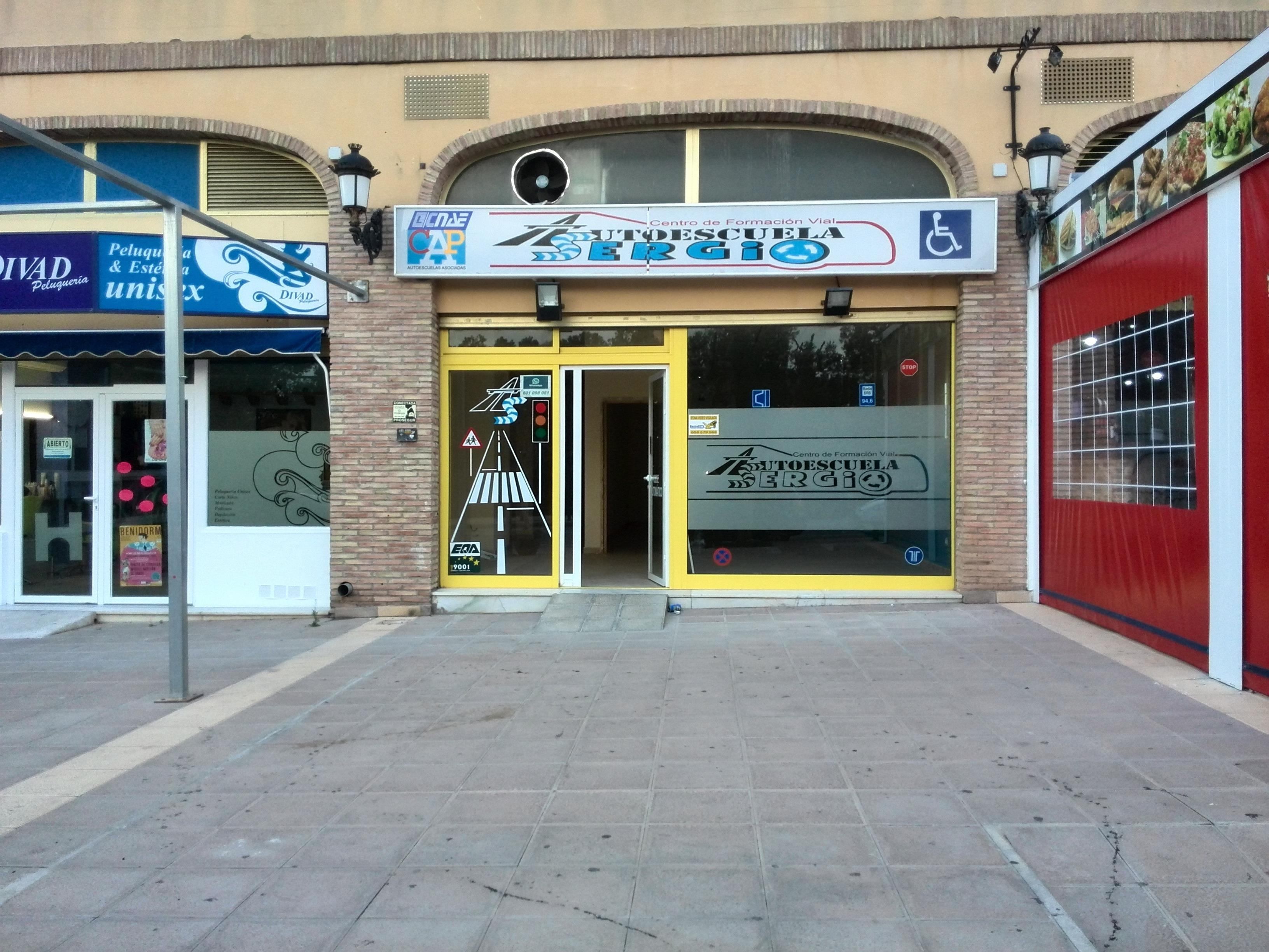Local Comercial en Cala de Villajoyosa