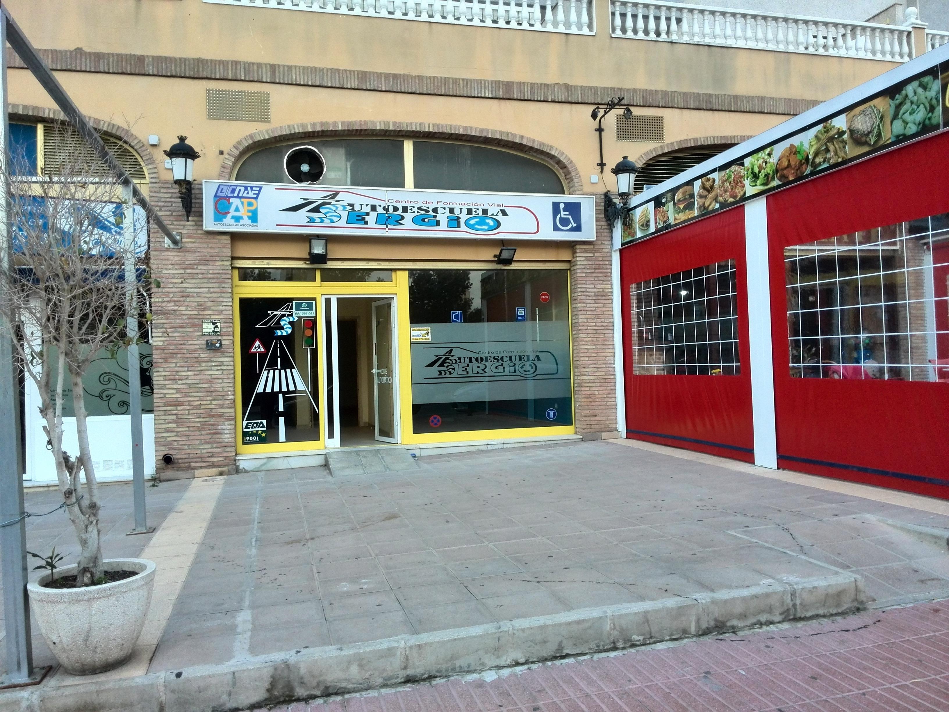 Local Comercial en Cala de Villajoyosa