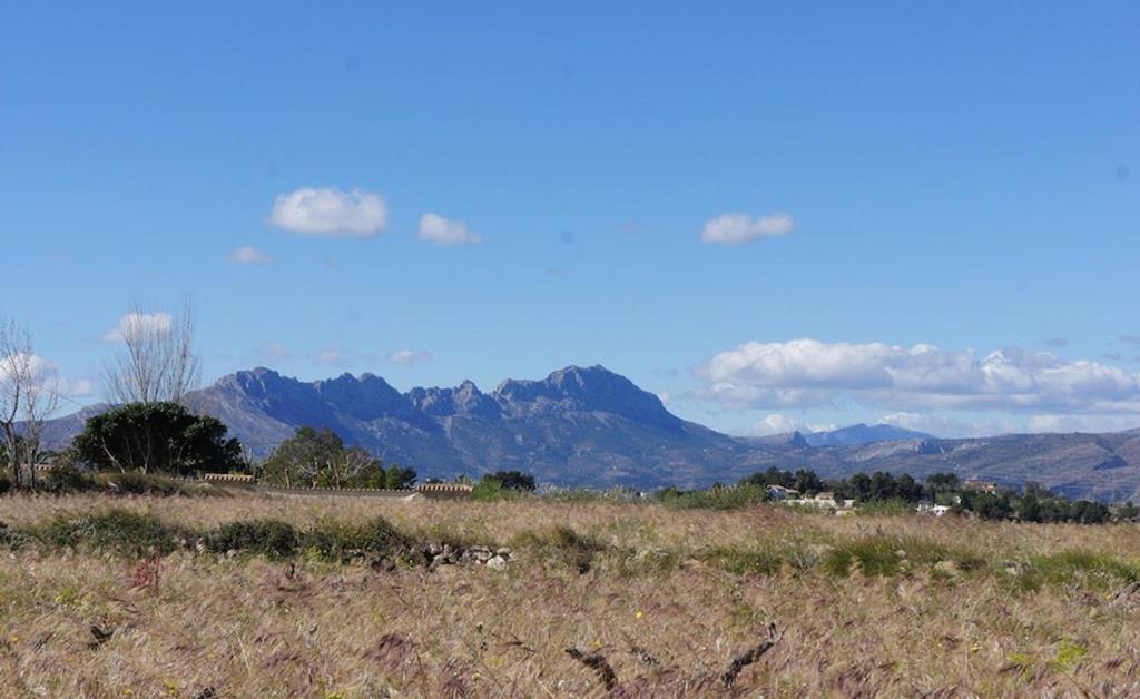 Parcela Rústica en Benimarco (Benisa) con excelentes vistas